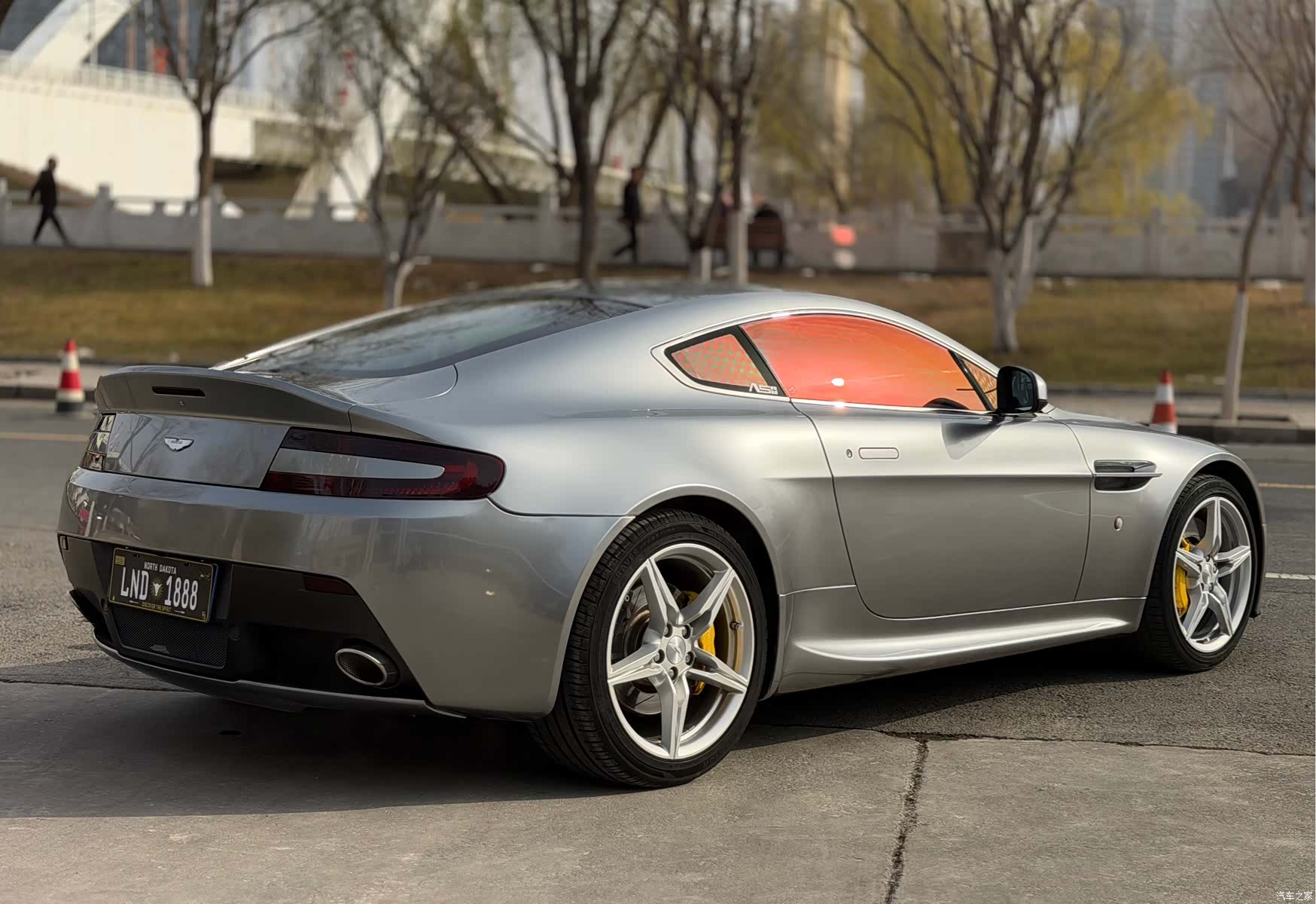 Aston Martin Vantage, 2016 7