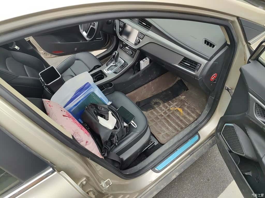 Geely Emgrand, 2017 20