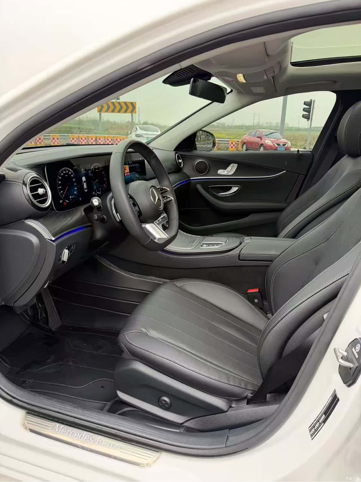 Mercedes-Benz E-Class, 2024 12