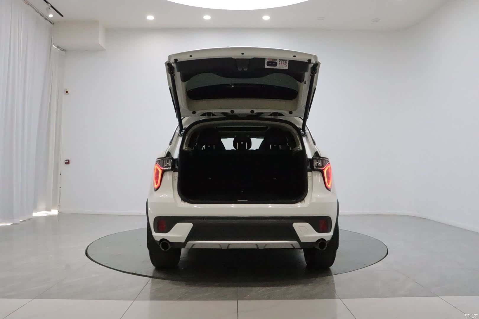Lynk & Co 01, 2019 9