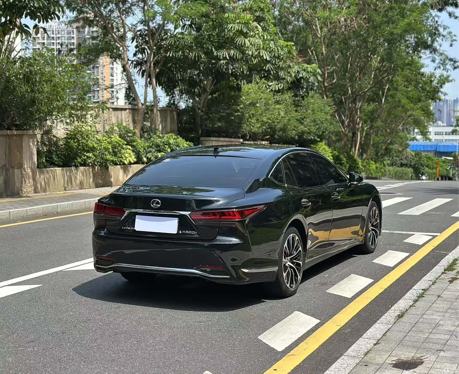 Lexus LS, 2021 18