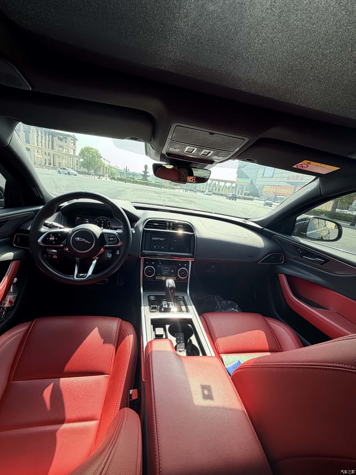 Land Rover XEL, 2023 4