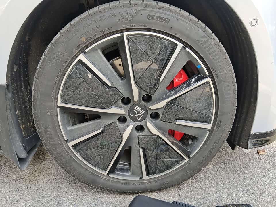 BYD Han L