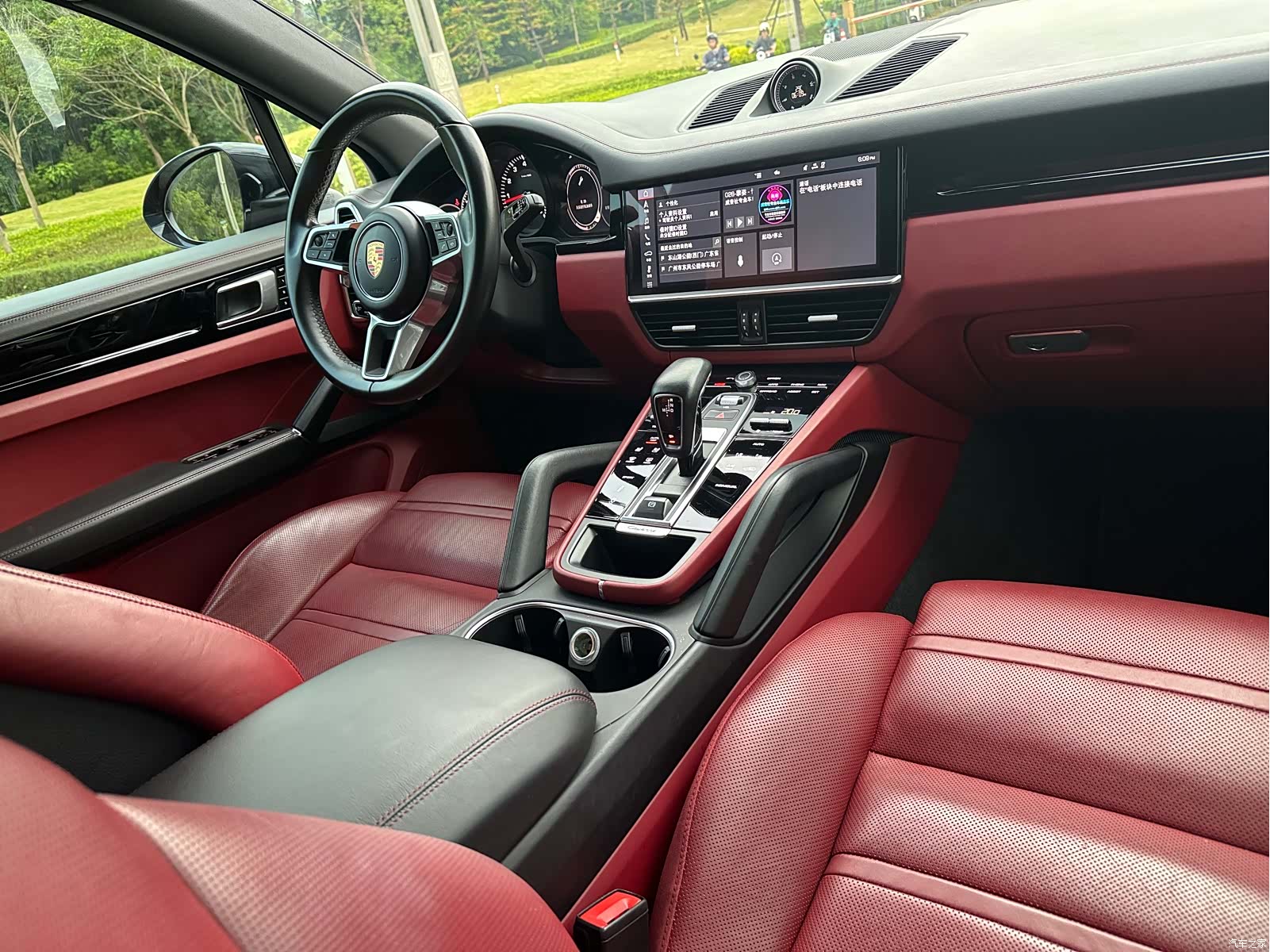 Porsche Cayenne, 2020 13