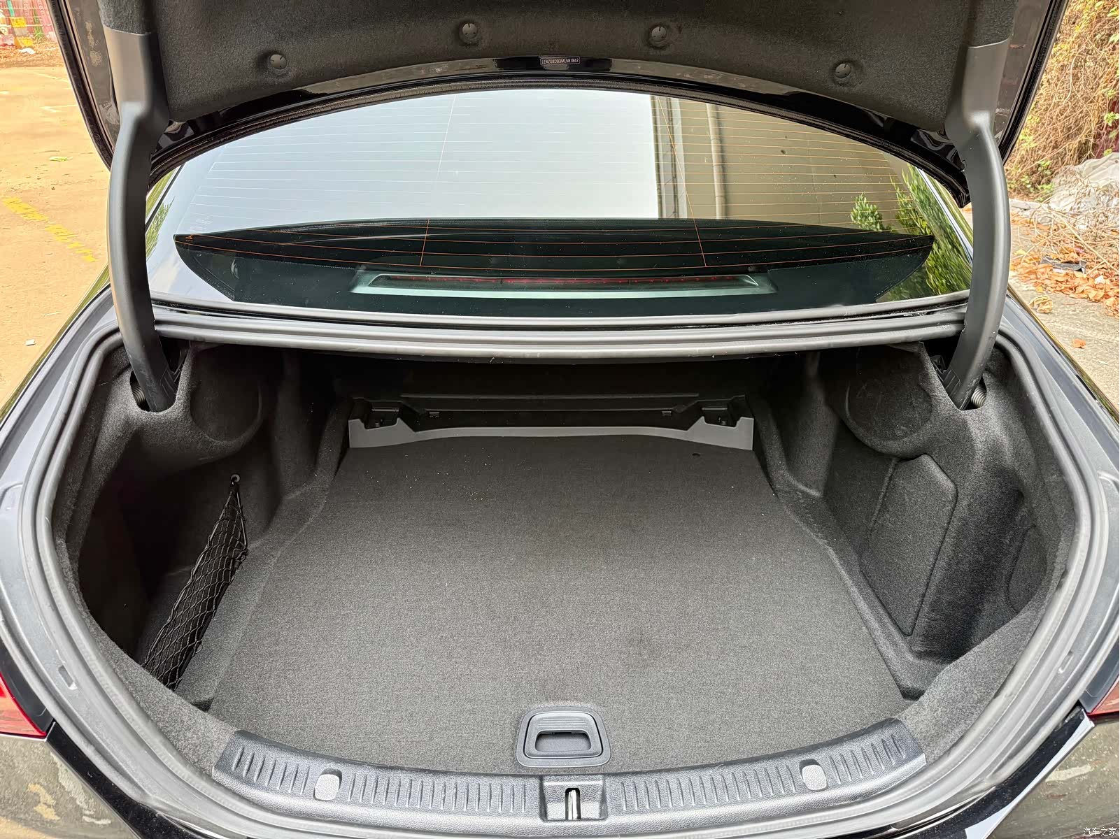 Mercedes-Benz E-Class, 2021 14