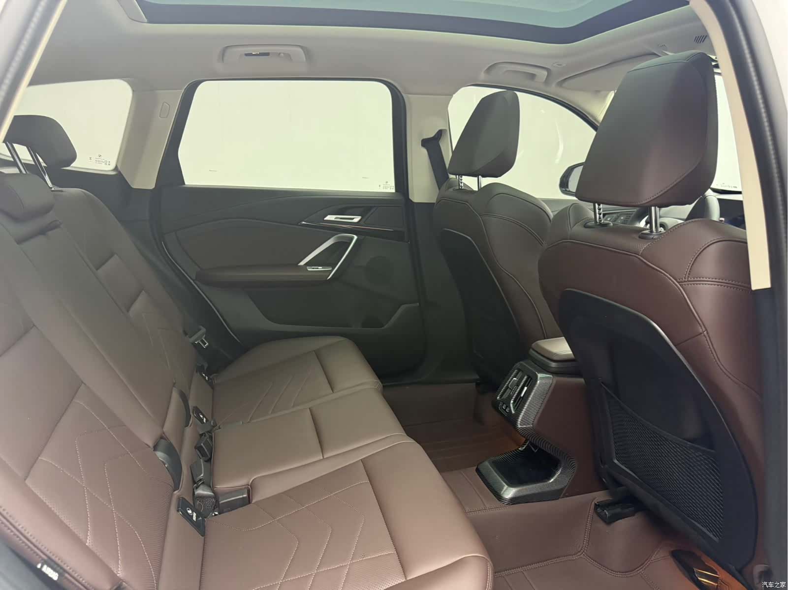 BMW X1, 2024 9