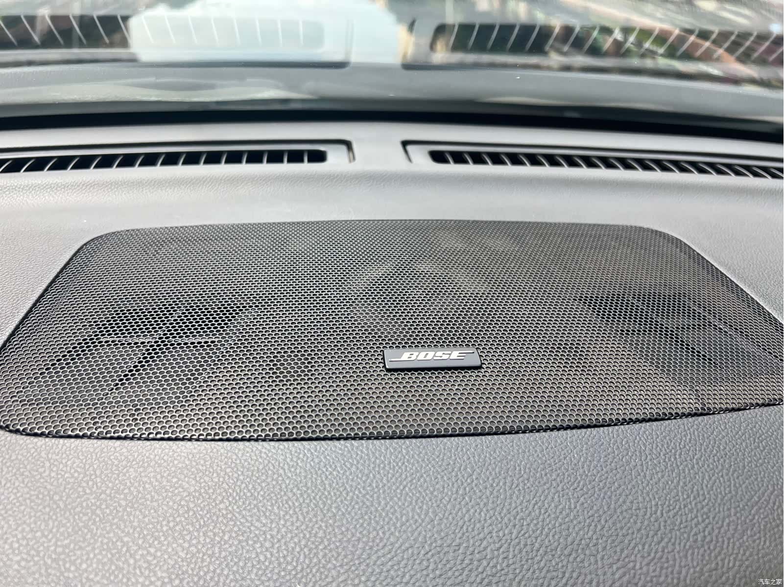 Infiniti Q70, 2017 14