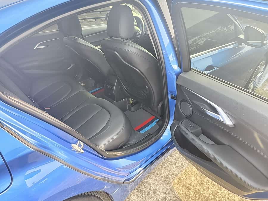 BMW 1 Series 2017, фото 11