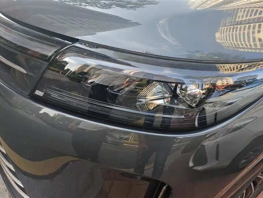 AITO Ask the world M7