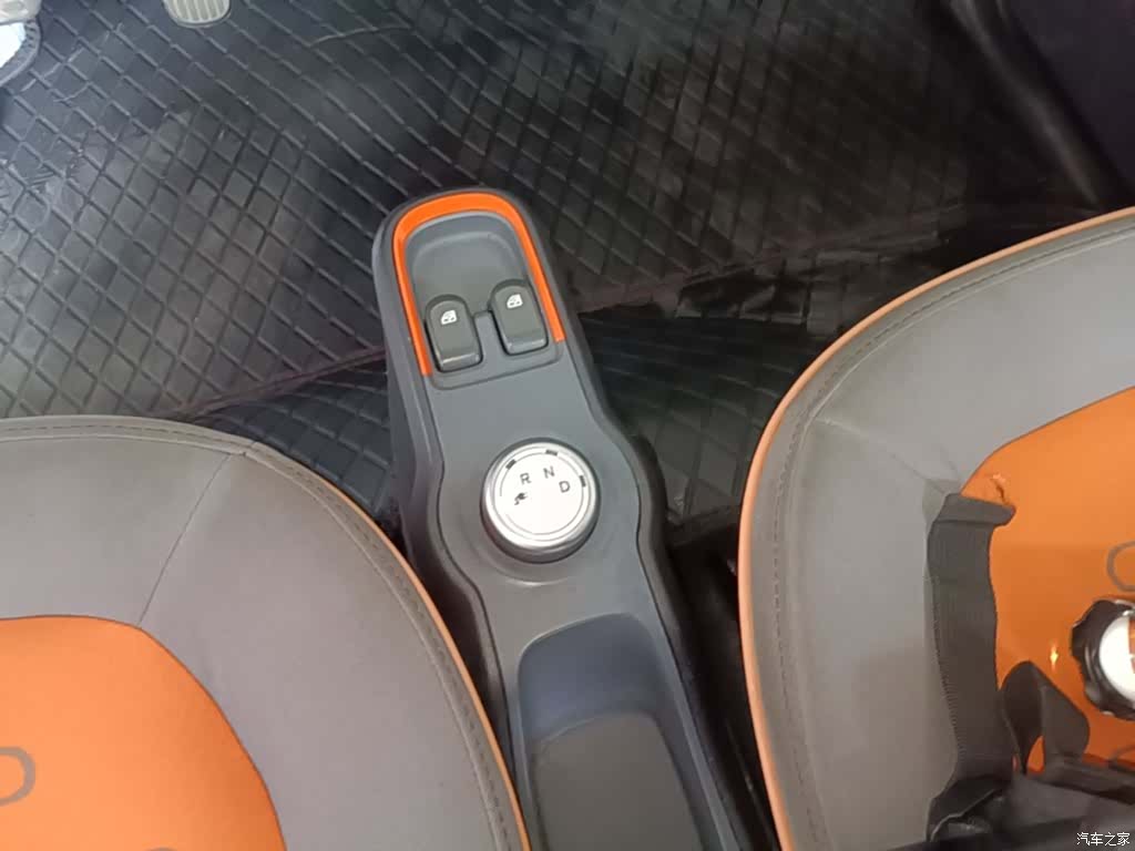 Wuling E100, 2021 14