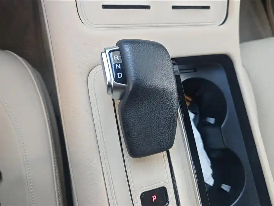 AITO Ask the world M7