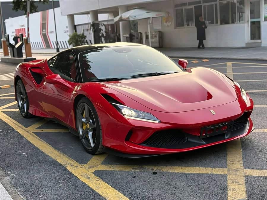 Ferrari F8 2023, фото 2