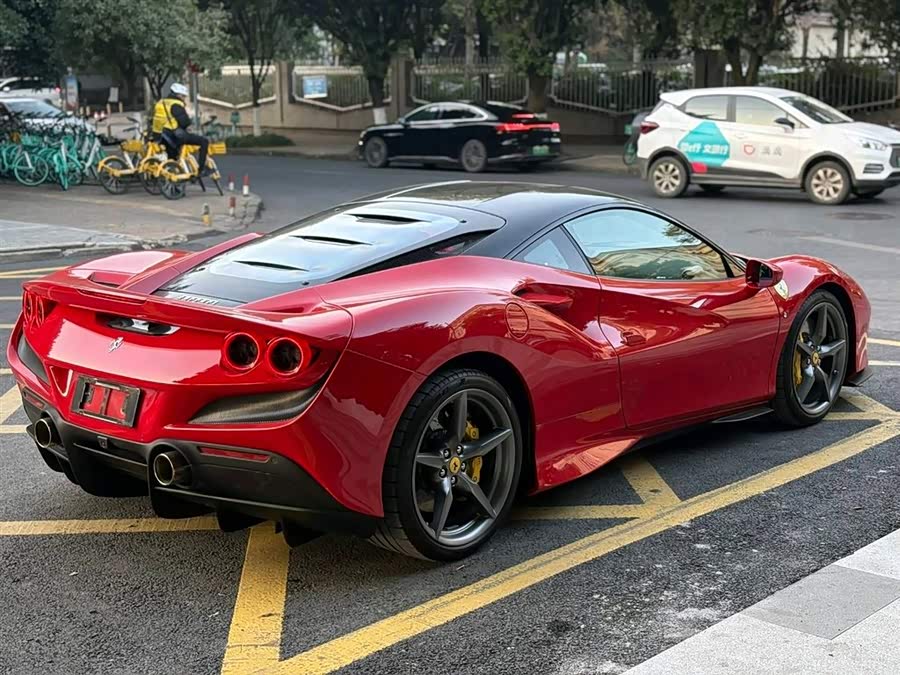Ferrari F8 2023, фото 6