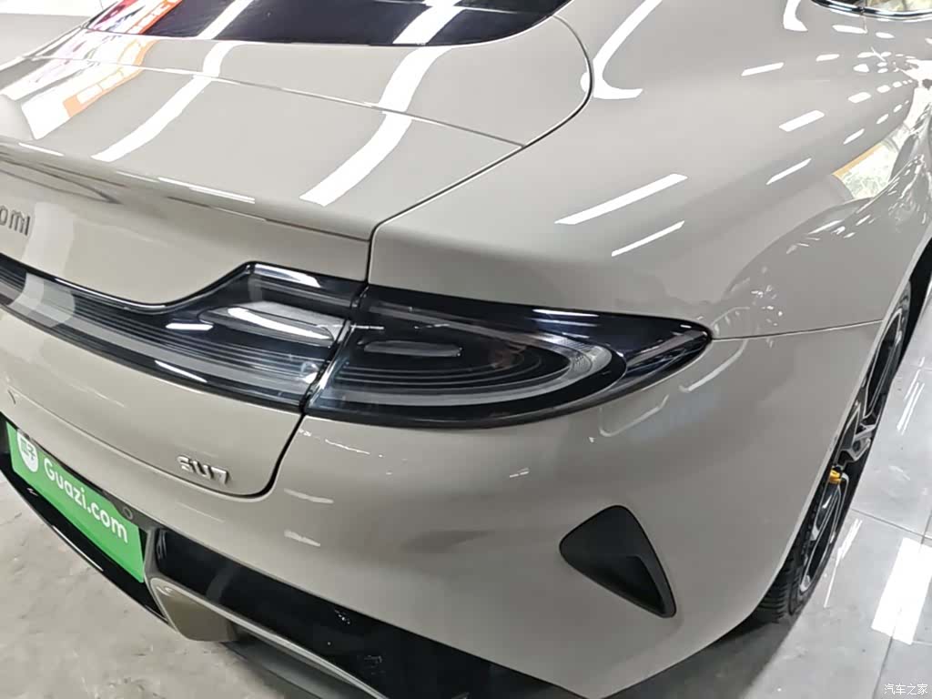 Xiaomi SU7, 2025 8