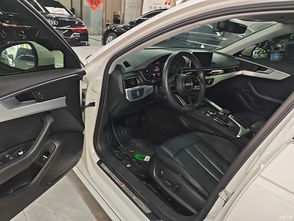 Audi A4L, 2018 16