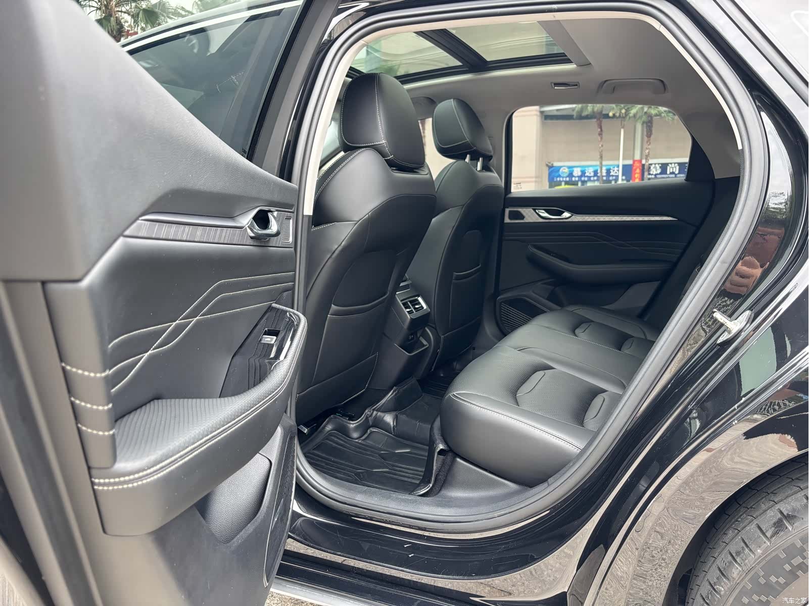 Geely Preface, 2022 8
