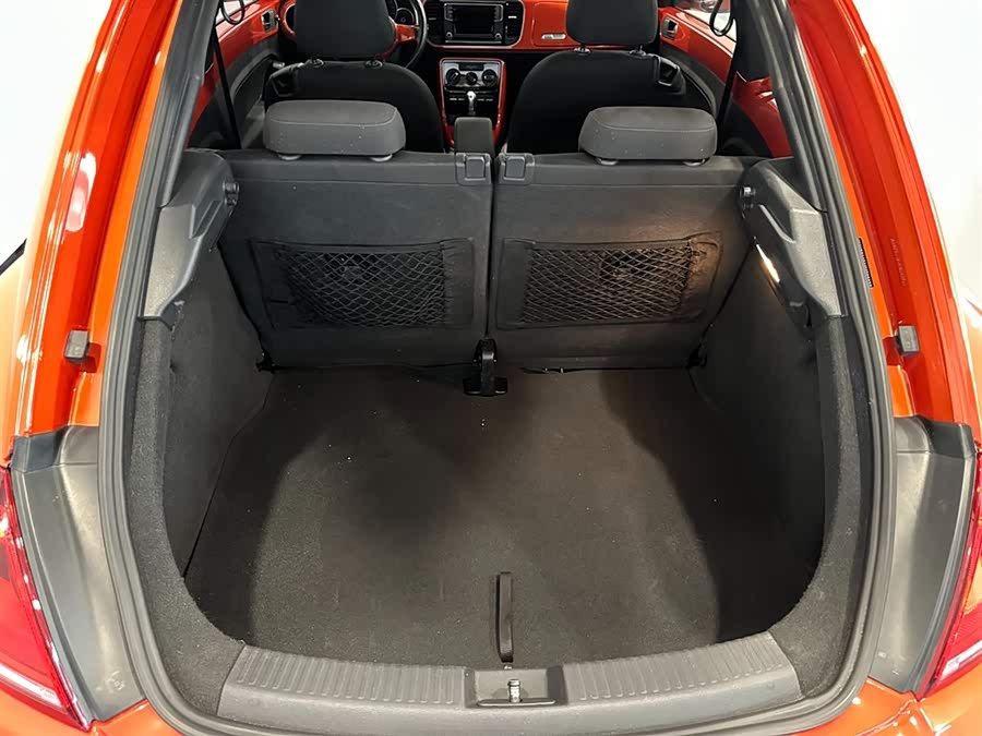 Volkswagen Beetle 2019, фото 6