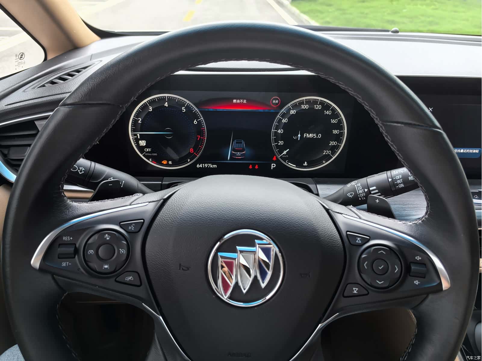 Buick GL8, 2020 9