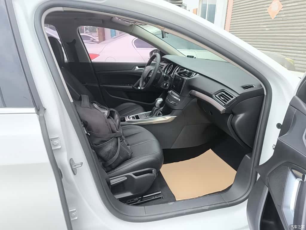 Peugeot 408, 2016 24