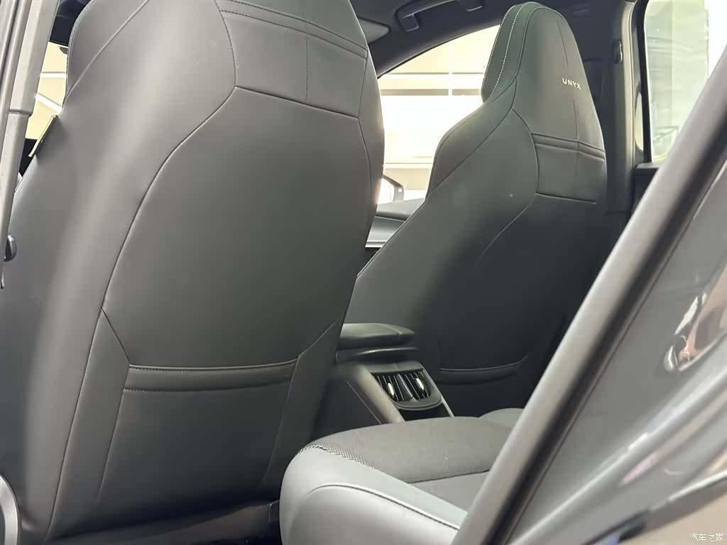 Volkswagen 06, 2025 16