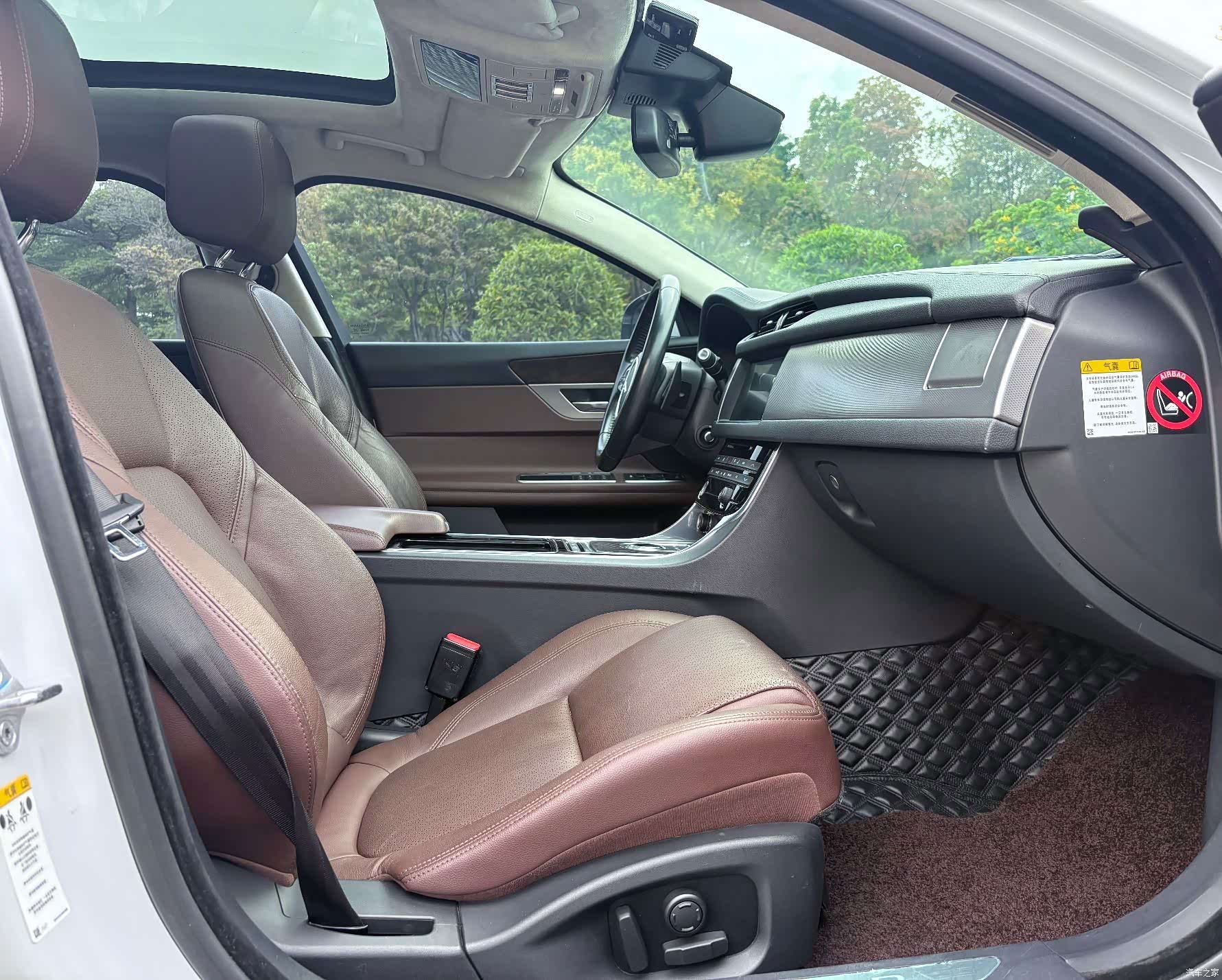 Land Rover XFL, 2016 16