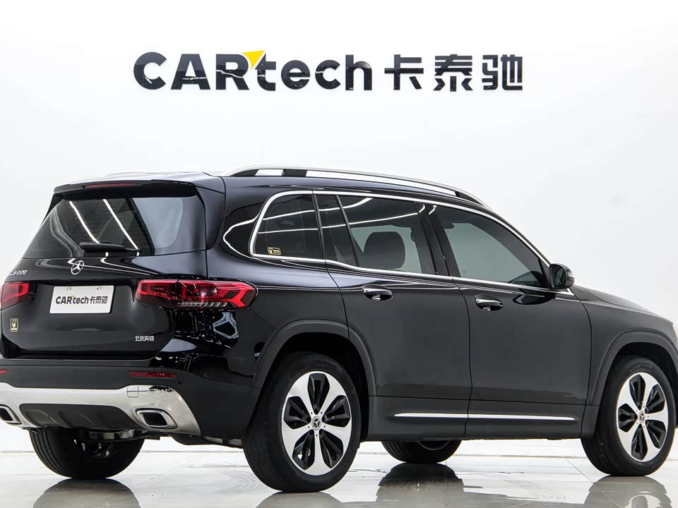 Mercedes-Benz GLB Mercedes-Benz GLB