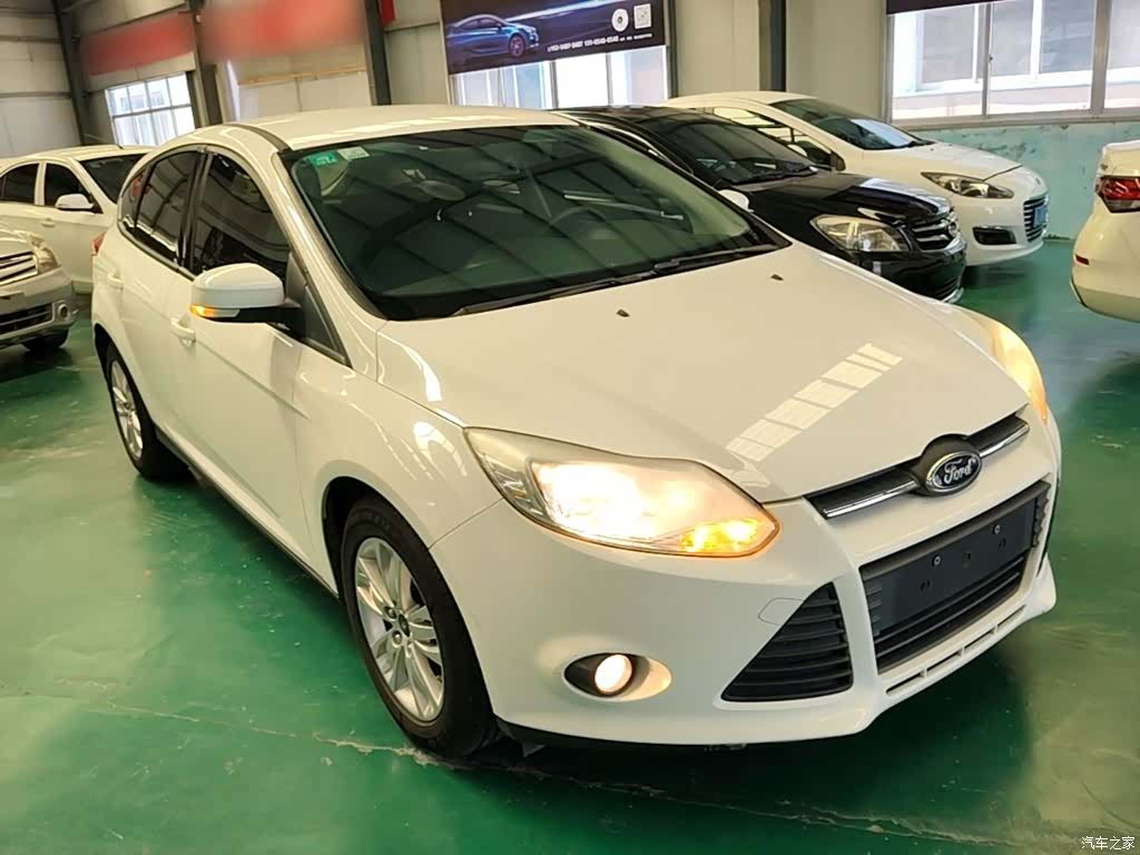 Ford Focus, 2014 4