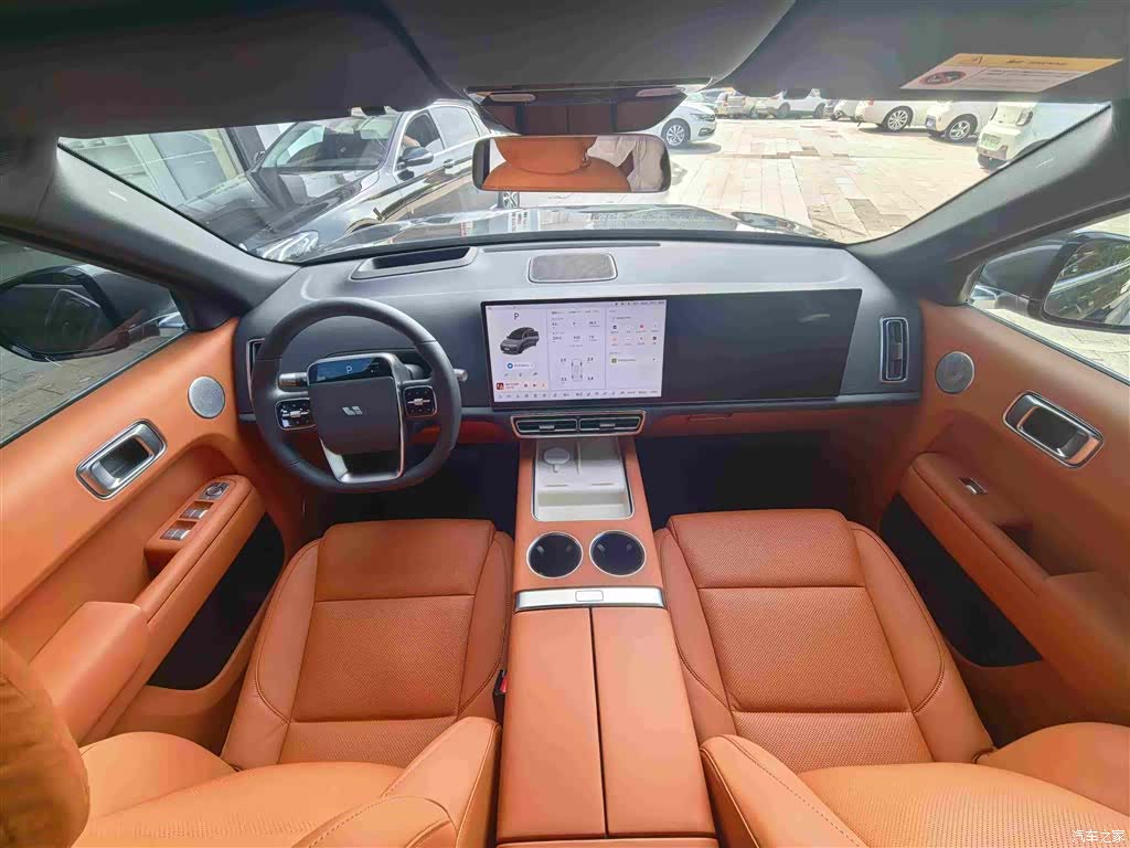 Li Auto L8, 2023 все фото