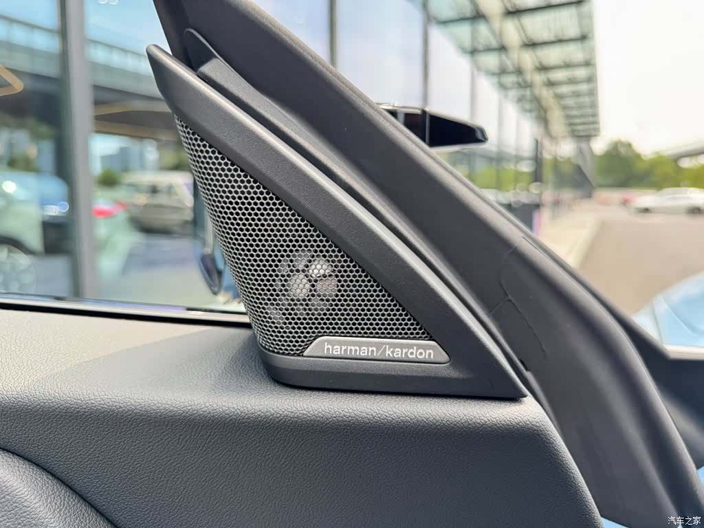BMW M2, 2025 10