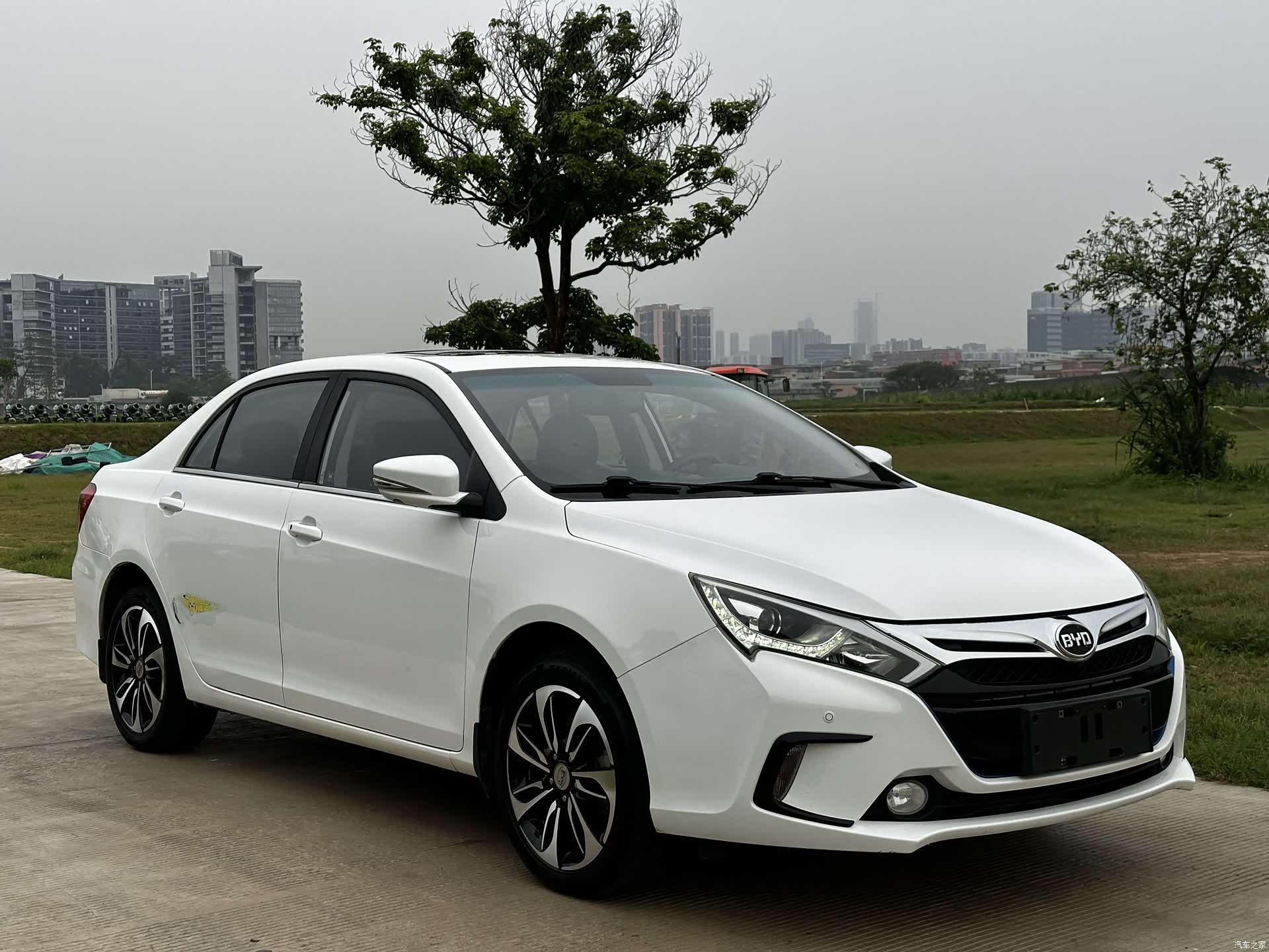 BYD Qin, 2016 3