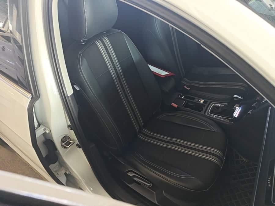 Volkswagen Golf 2018, фото 25