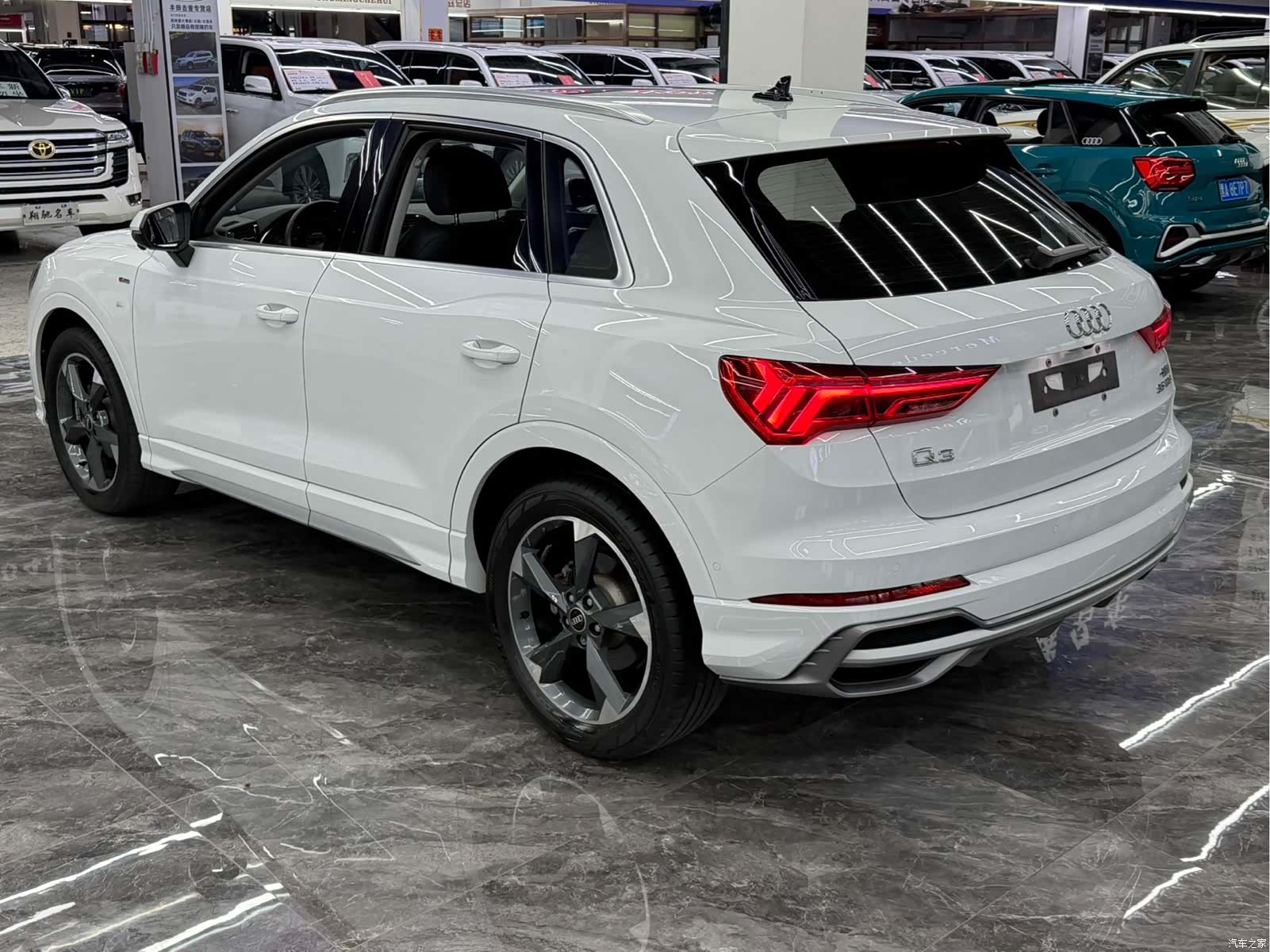 Audi Q3, 2022 6