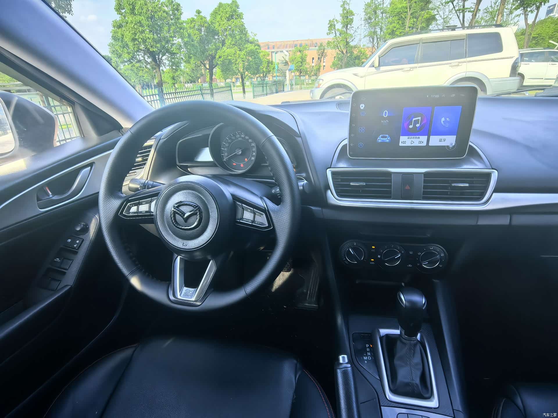 Mazda Mazda3, 2019 14