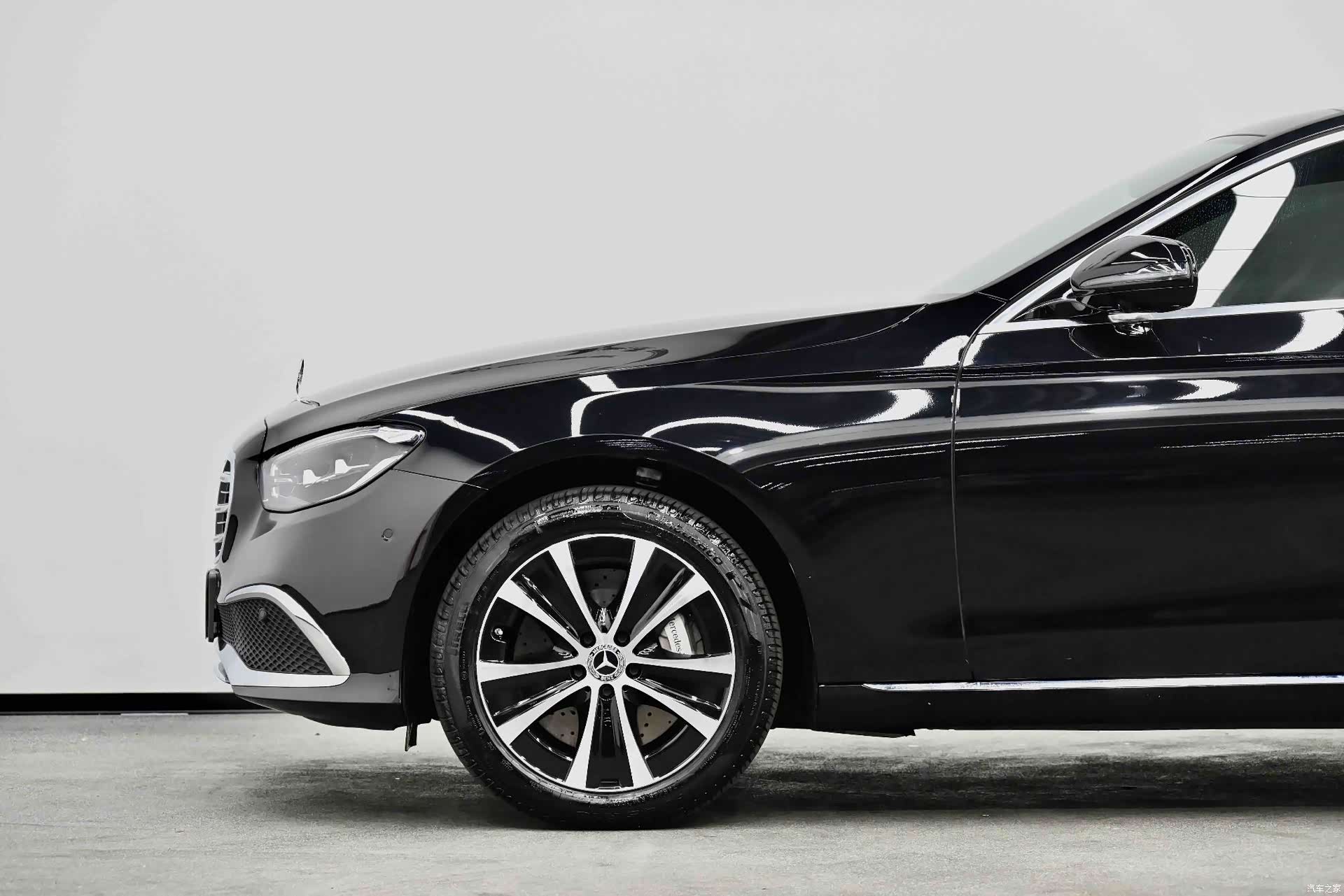 Mercedes-Benz E-Class, 2022 20
