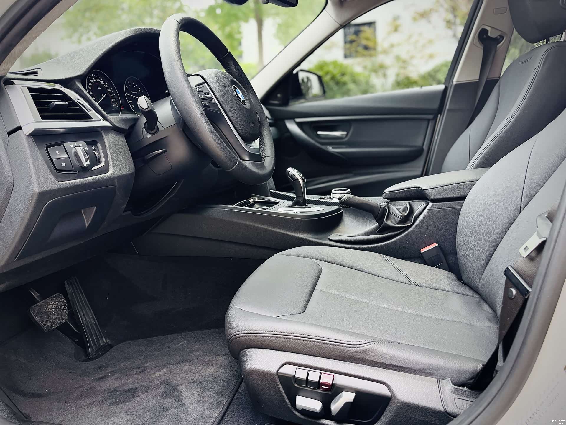 BMW 3 Series, 2017 13