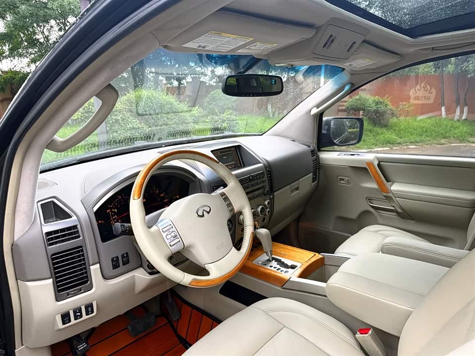 Infiniti QX Infiniti QX
