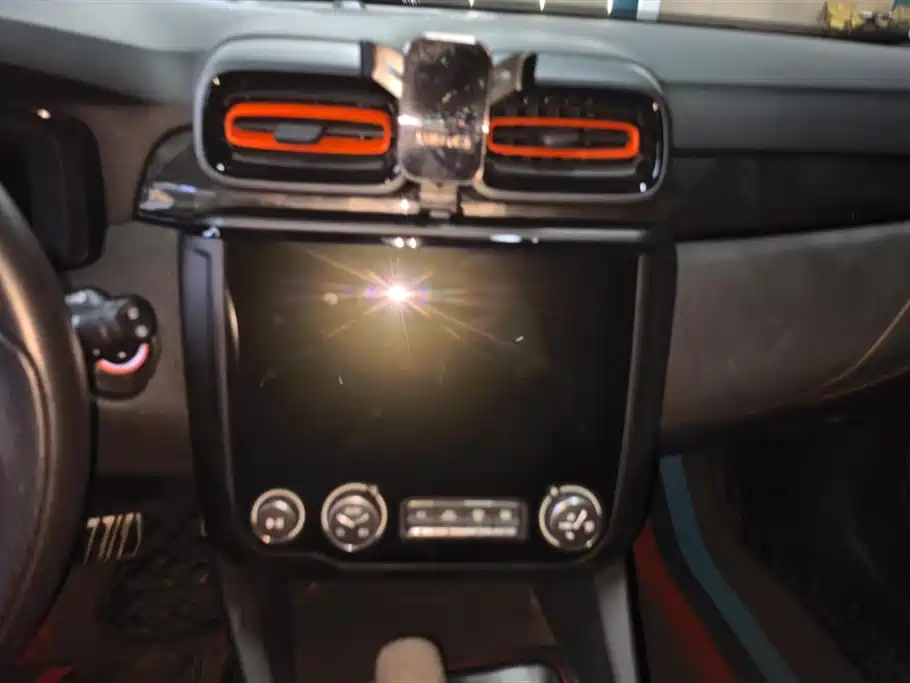 Lynk & Co 02 Hatchback