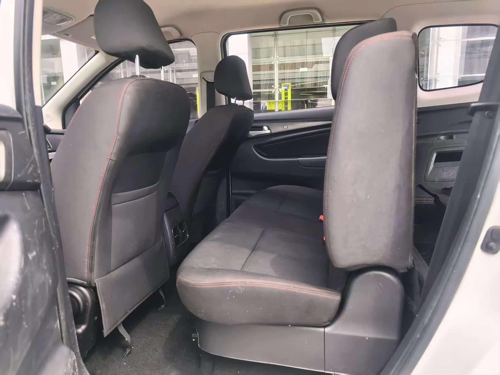 Changan A600EV, 2021 11