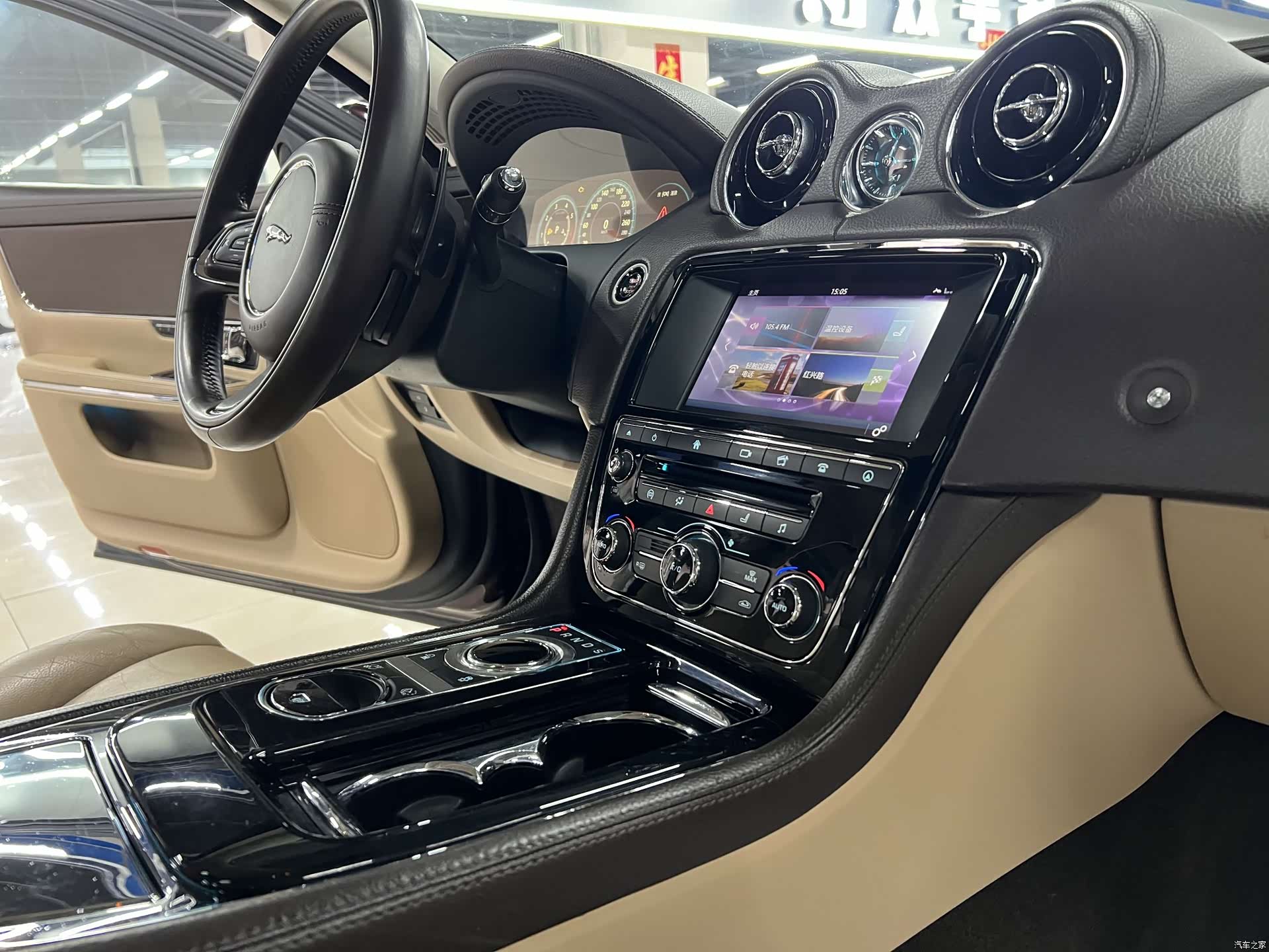 Jaguar XJ, 2017 19
