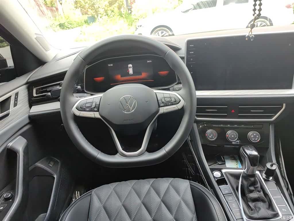 Volkswagen Sagitar, 2023 11