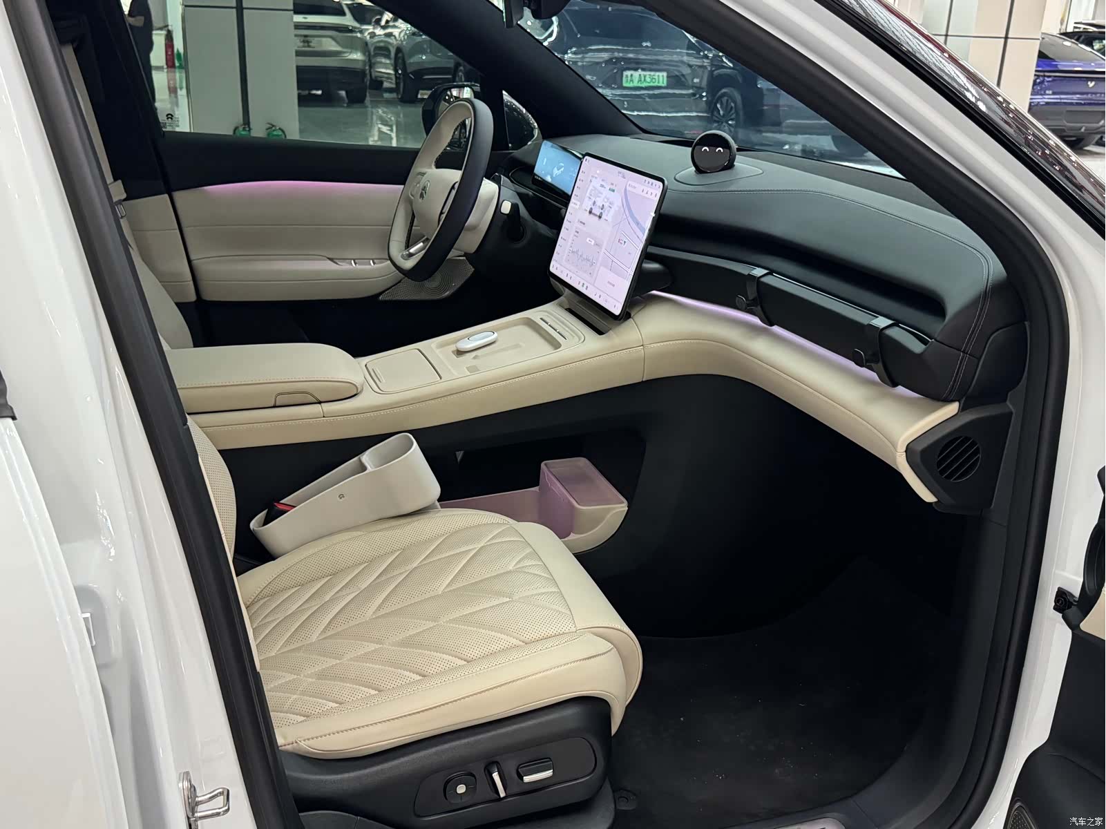 NIO ES6, 2025 9