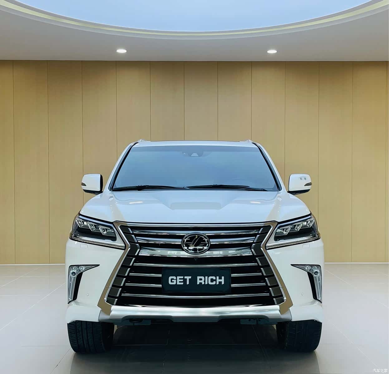 Lexus LX, 2020 2