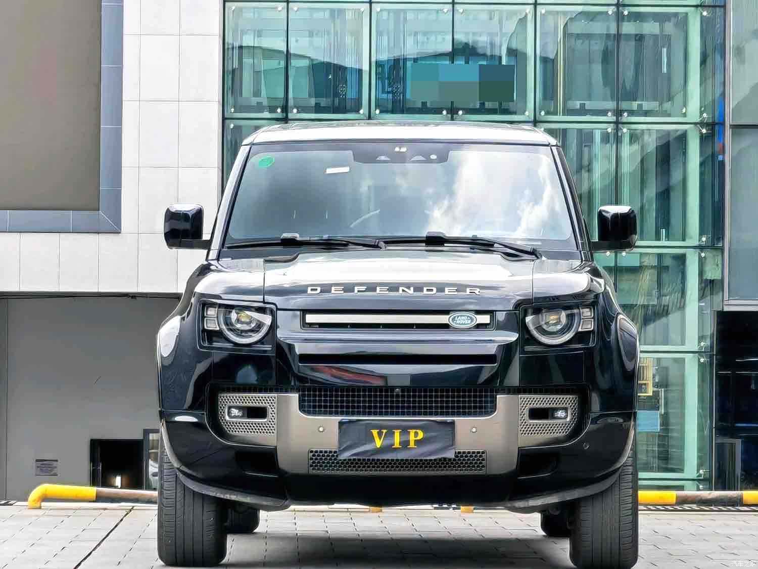 Land Rover Defender, 2023 2