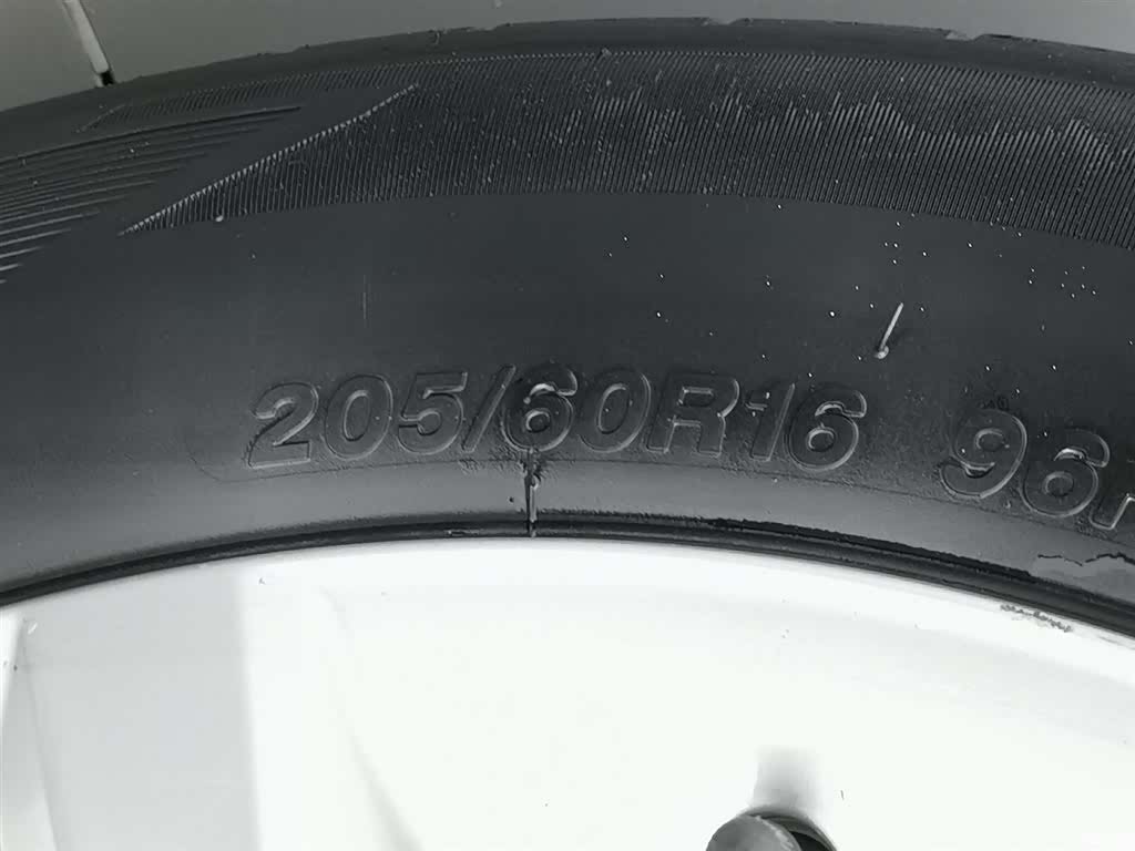 Volkswagen L, 2018 24