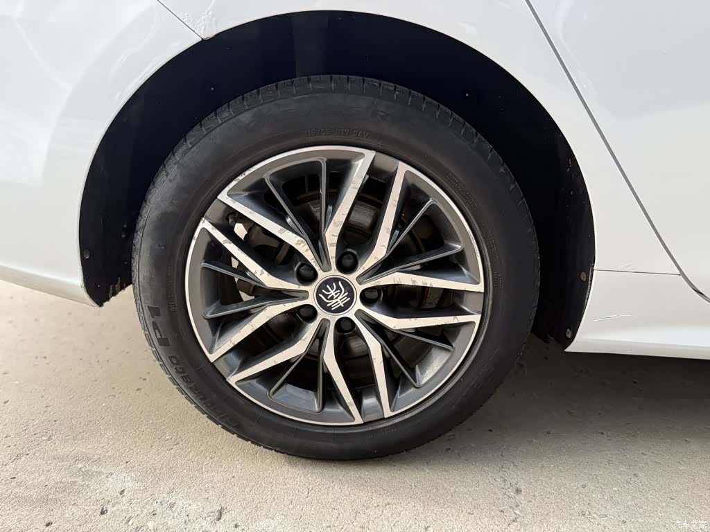 BYD Qin, 2022 8