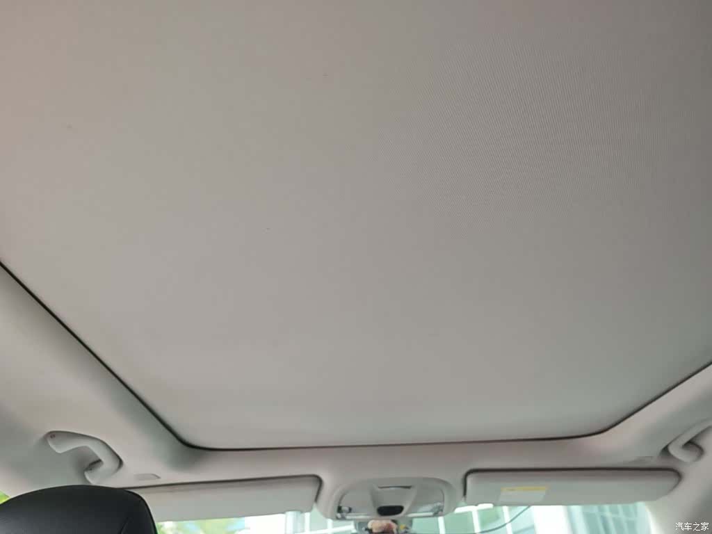 Jeep Cherokee, 2019 18