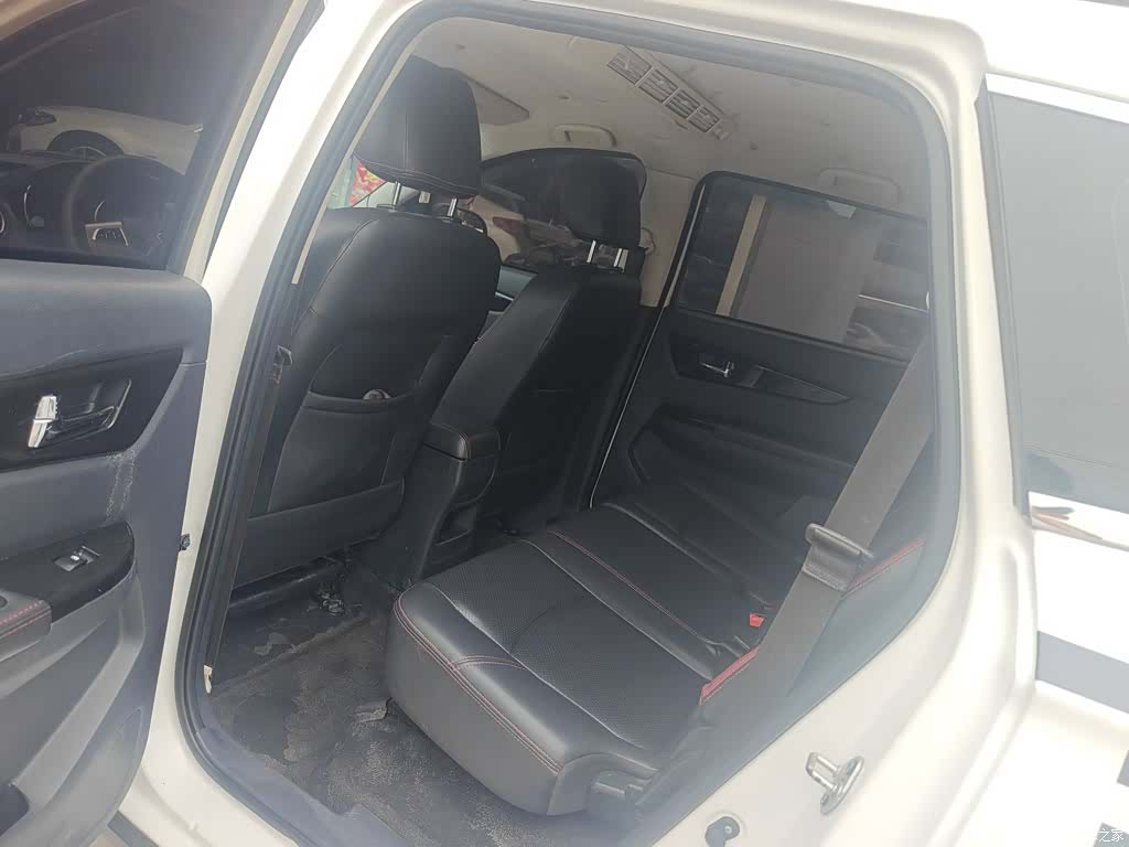 BAIC S3, 2015 9