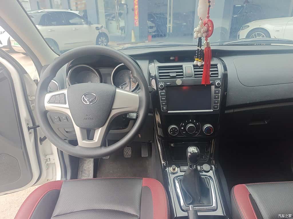 BAIC S3, 2015 10