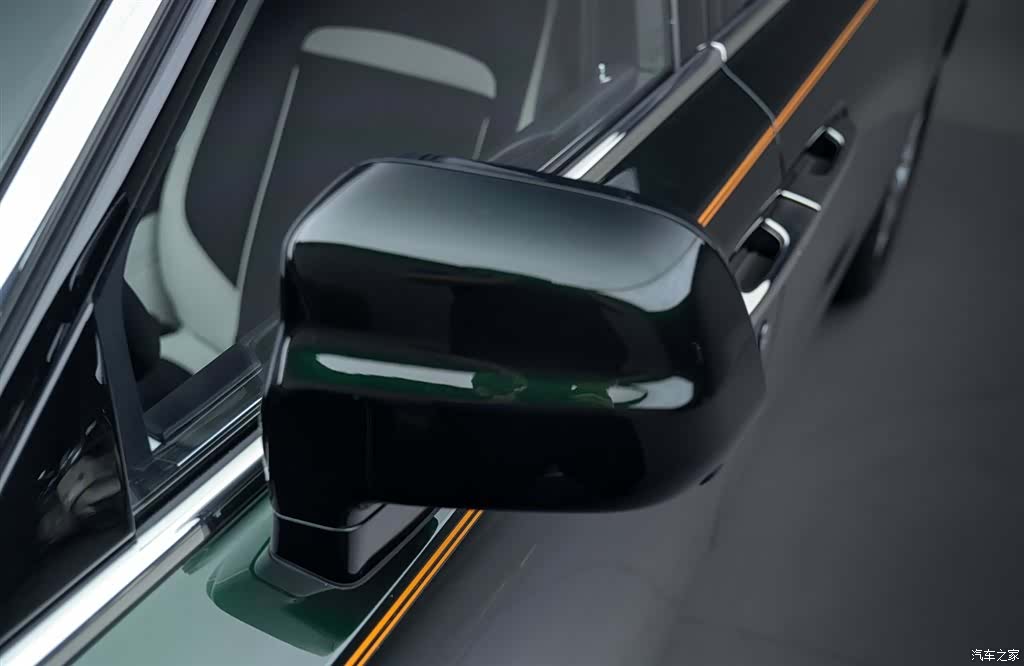 Rolls-Royce Ghost, 2022 8