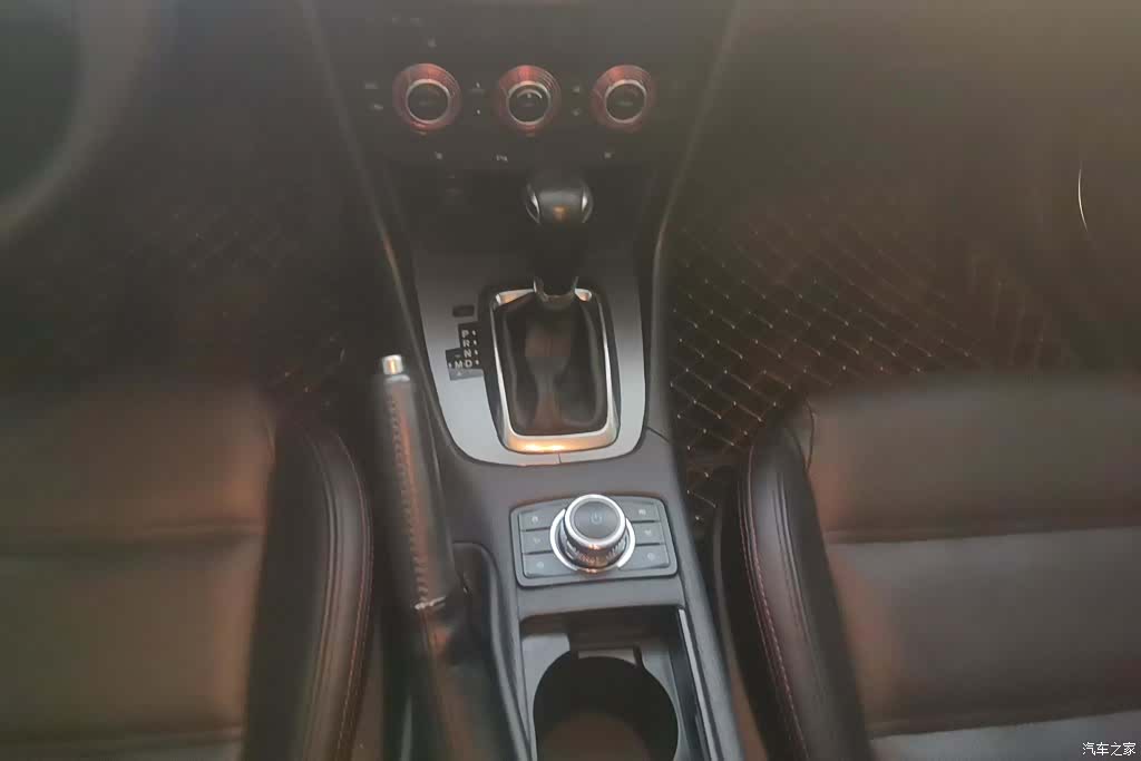 Mazda Atenza, 2015 16